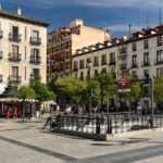 Secretos y curiosidades de la Plaza de Isabel II en Madrid
