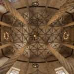 Descubre las curiosidades más sorprendentes de La Lonja de Valencia