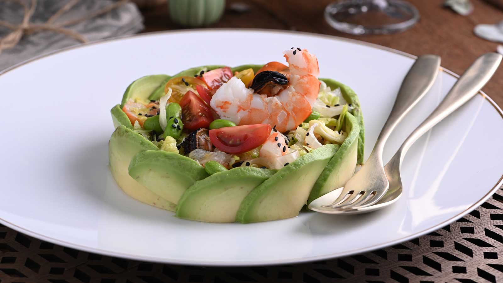 Combinaciones culinarias del aguacate con marisco