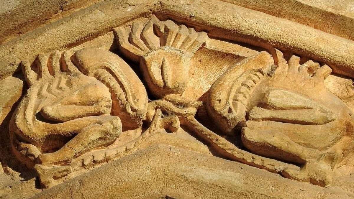 Figuras de alien en Palencia: curiosidades inquietantes