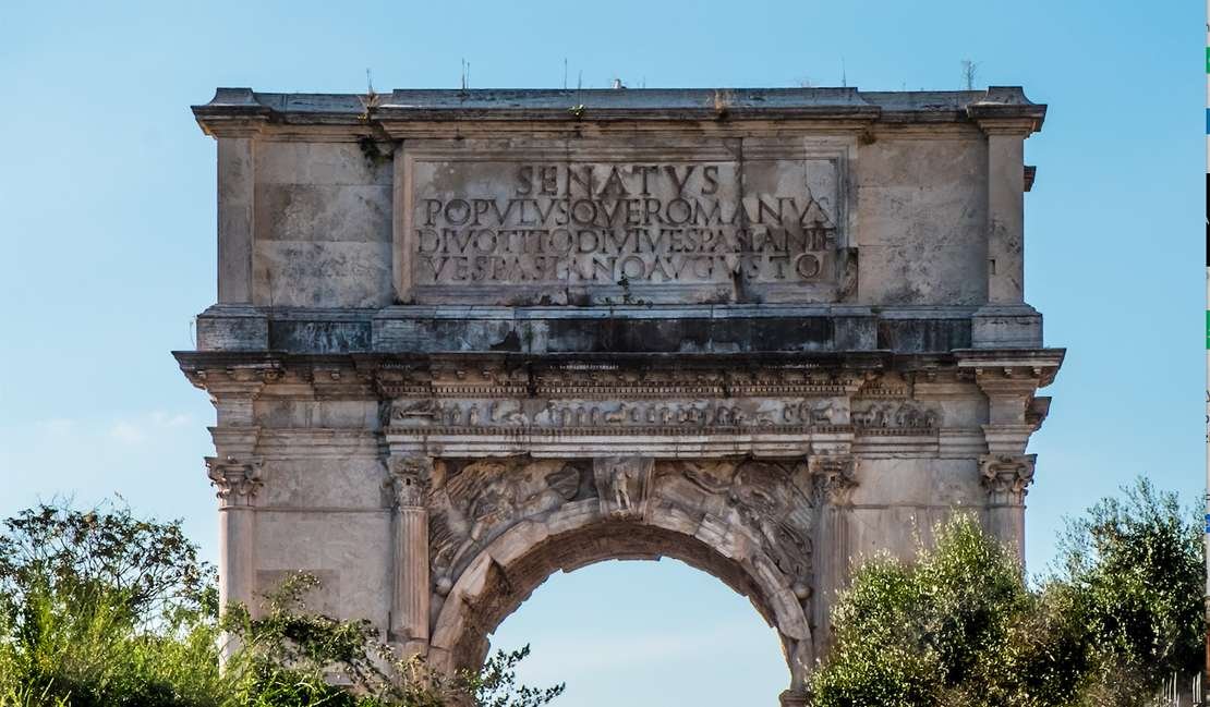 Descubre las curiosidades del impresionante Arco de Tito en Roma