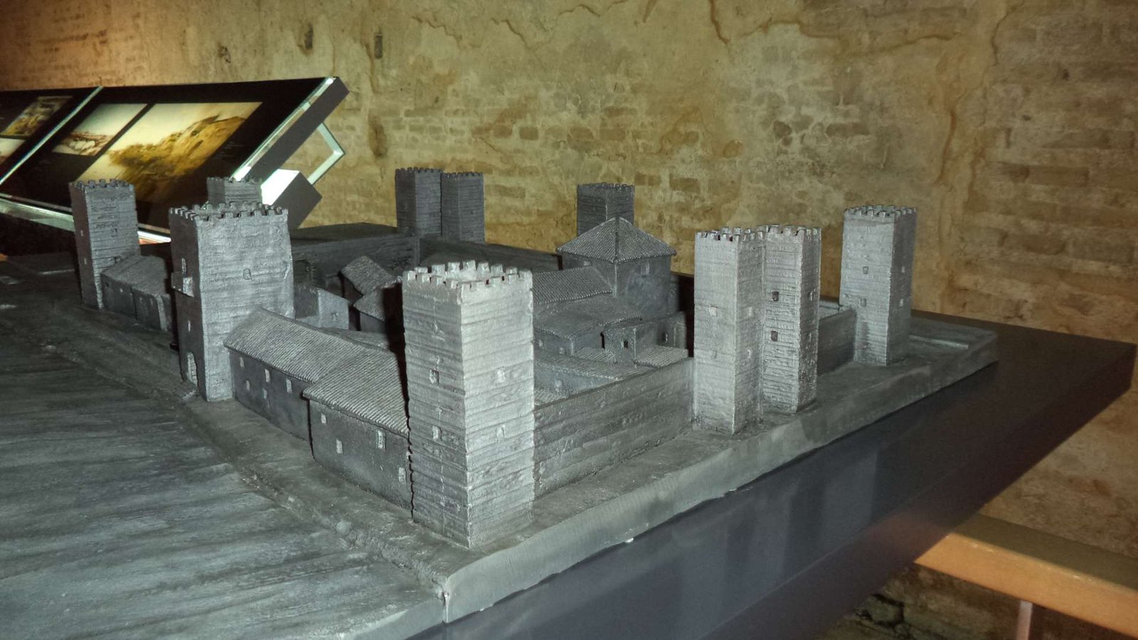 Curiosidades del Castillo de San Jorge en Sevilla
