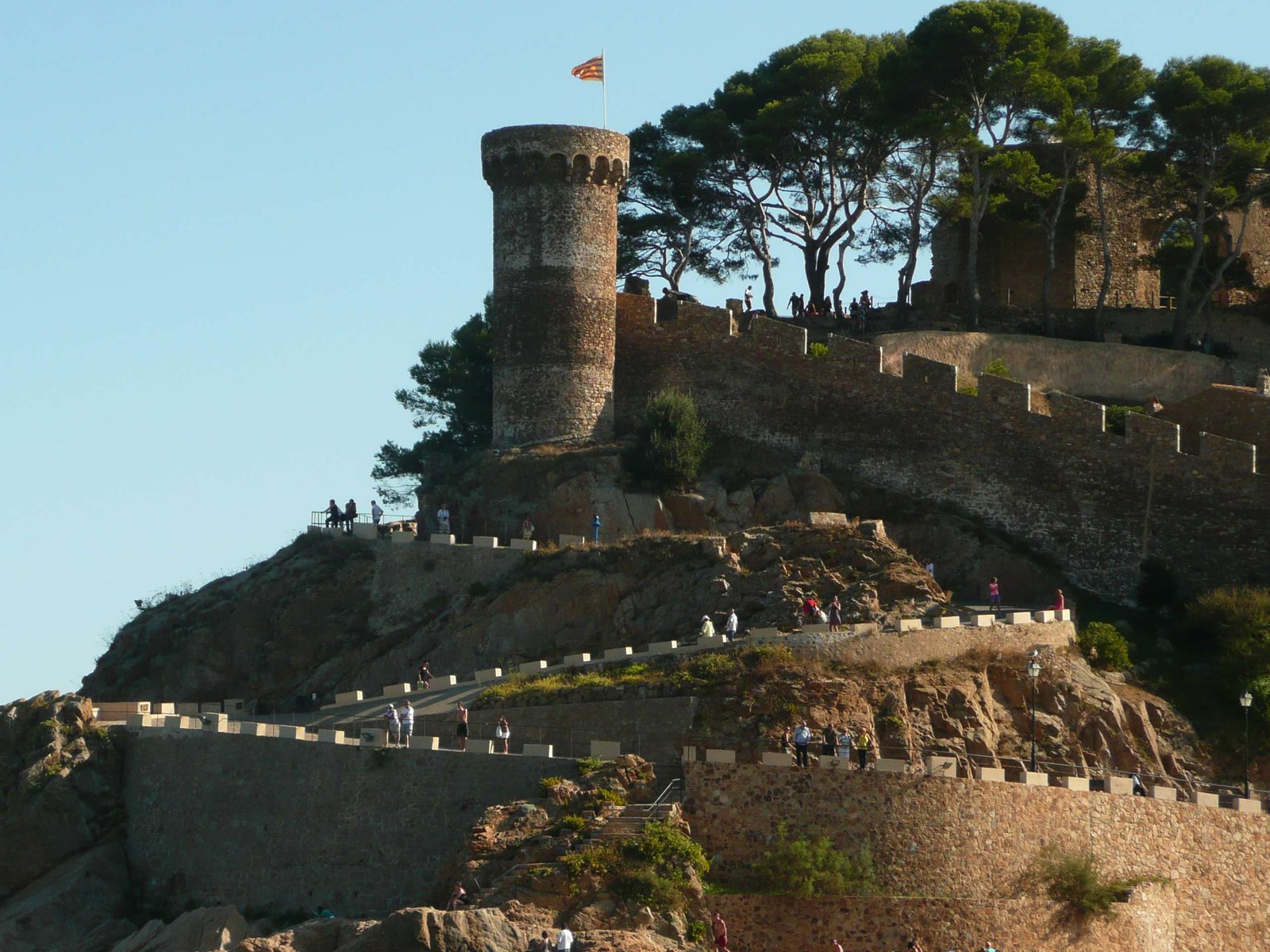 Secretos del Castillo de Tossa de Mar: curiosidades desconocidas