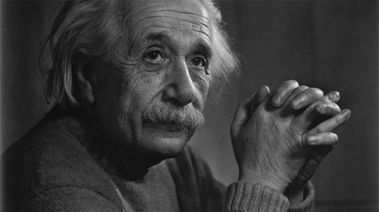 Descubre las teorías y curiosidades más fascinantes de Albert Einstein