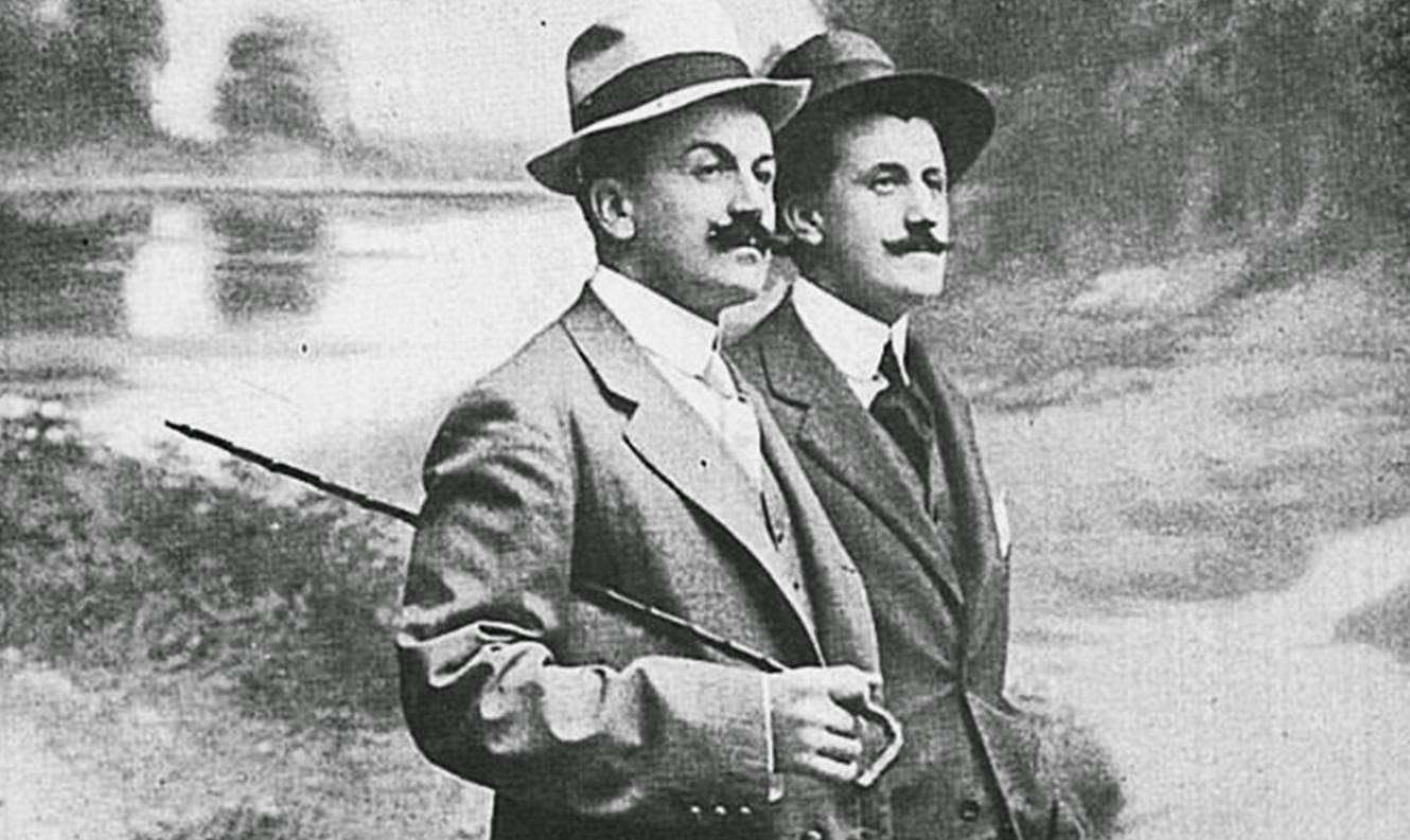 Curiosidades de los hermanos Alvarez Quintero: vida y obra