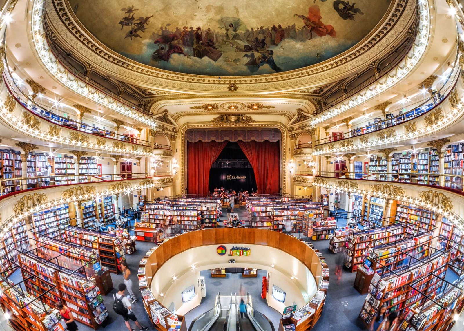 Curiosidades de la icónica Librería Ateneo en Buenos Aires