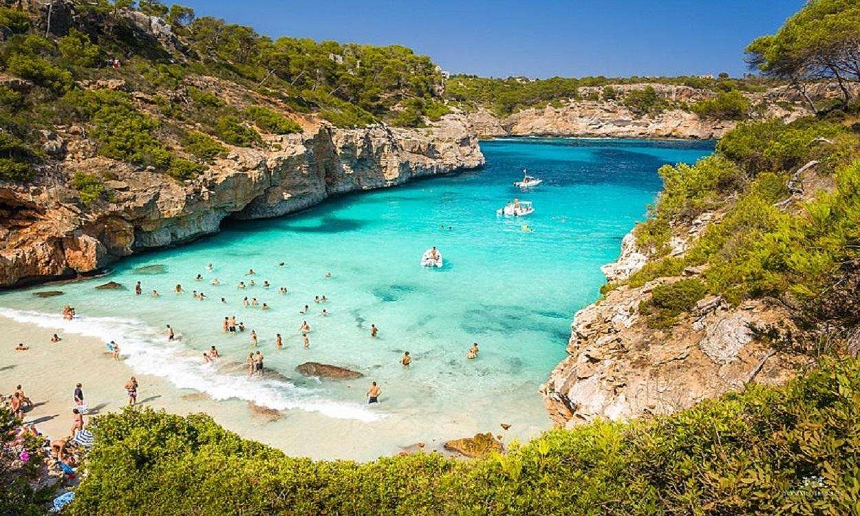 7 curiosidades sorprendentes de las playas de las Islas Baleares