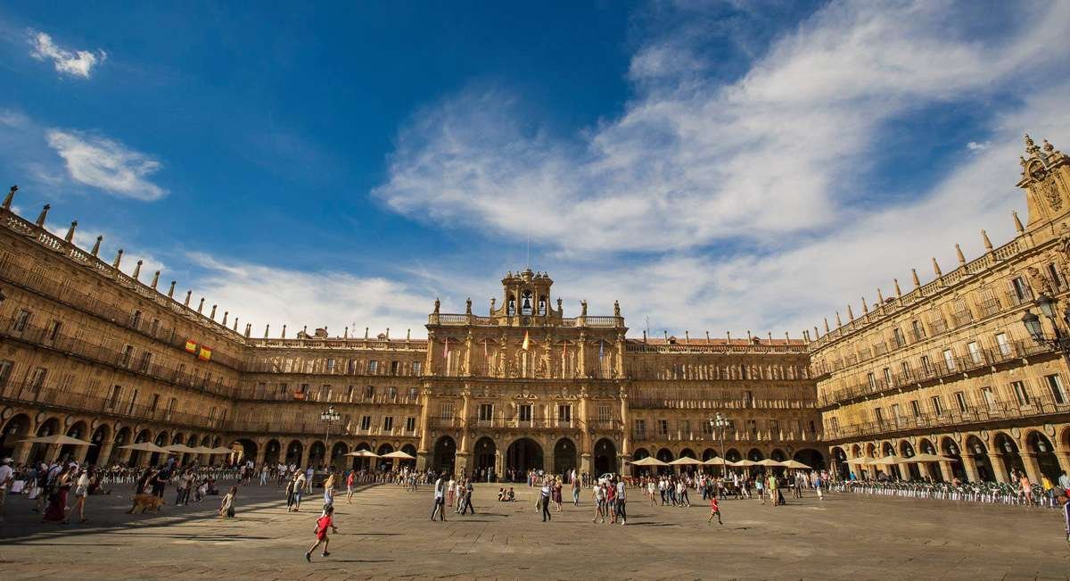 La Plaza Mayor de Salamanca: curiosidades y maravillas