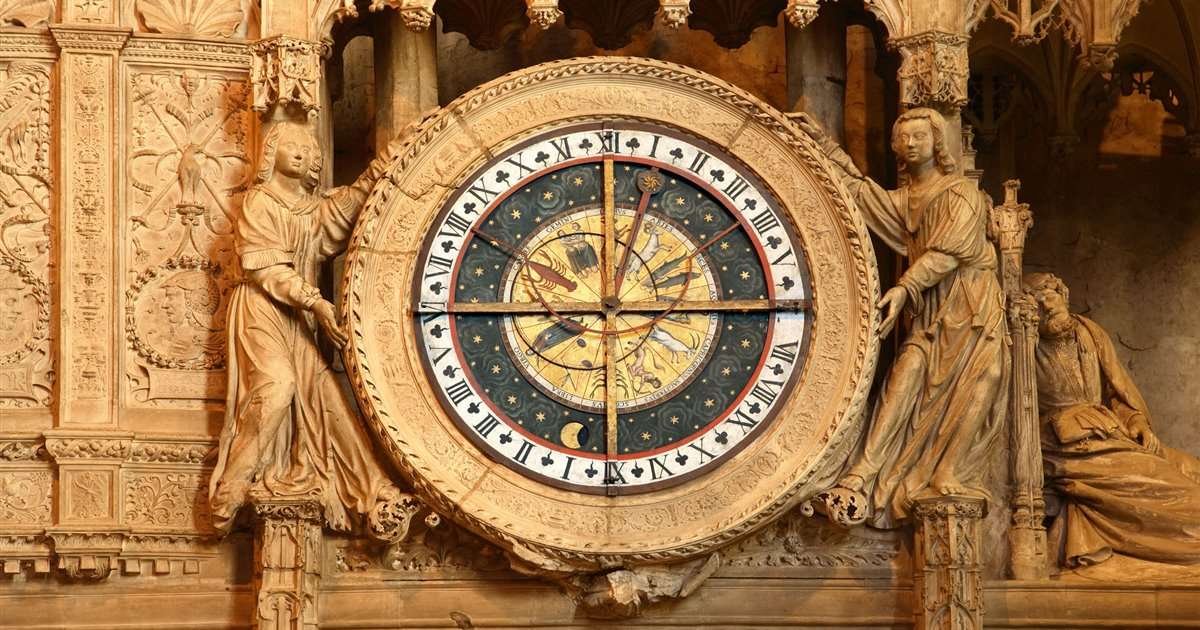Descubre las curiosidades del primer reloj mecánico de la Edad Media