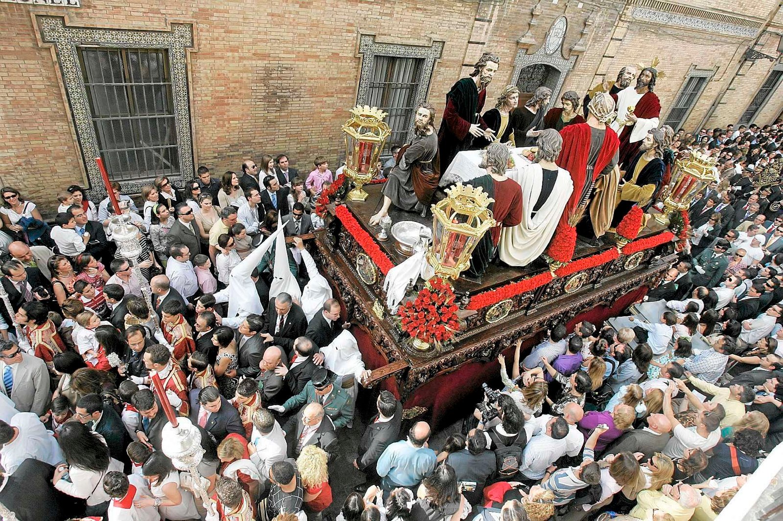 Curiosidades de la Semana Santa de Sevilla para niños